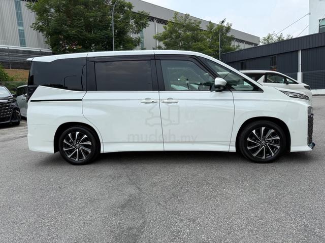 2022 Toyota VOXY 2.0 S-Z 360’ AUTO SIDE STEP - 4