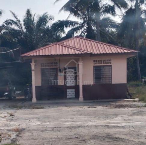 Tanah dan sebiji Rumah(636sq.ft) 1