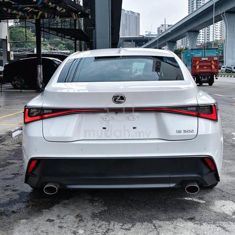 2023 Lexus IS300 2.0 Base - 4