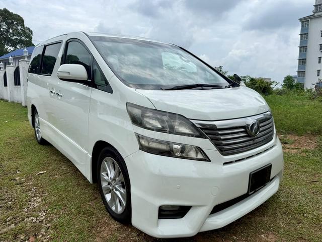 Toyota VELLFIRE - 1