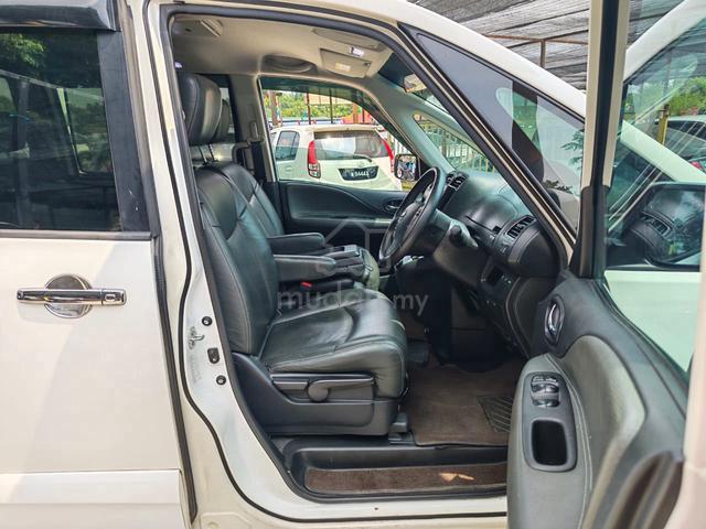 2016 Nissan SERENA FULL SPEC 2.0 (AUTO) - 4