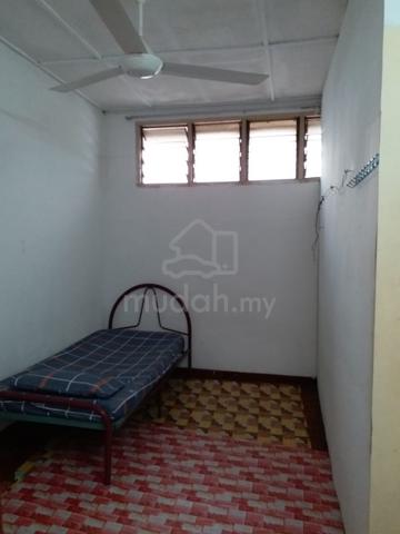 Single Room Near Melawati Melawati Mall For Rent 1