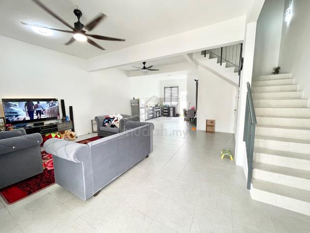 【LOW DEPOSIT🔥】SPRINGFIELD YARRA PARK - Double Storey Terrace 1