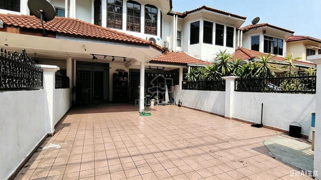 Puchong Jaya Freehold Double Storey 22 x 70 Facing Empty for Sale 1