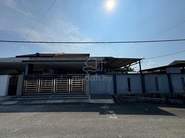 Semi Detached Sg Karang Darat with Swimming Pool 3