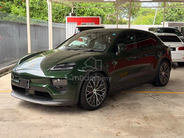 2025 Porsche Macan Ev 4S - 3