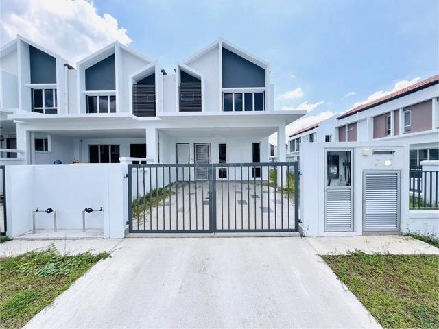 END LOT Double Storey Terrace Aderyn Setia Alam Sari Kajang 1
