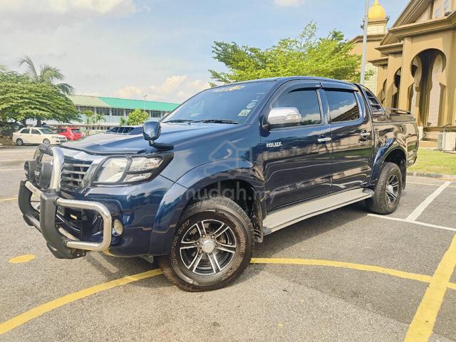 2013 Toyota HILUX 2.5 G VNT (A) - 1