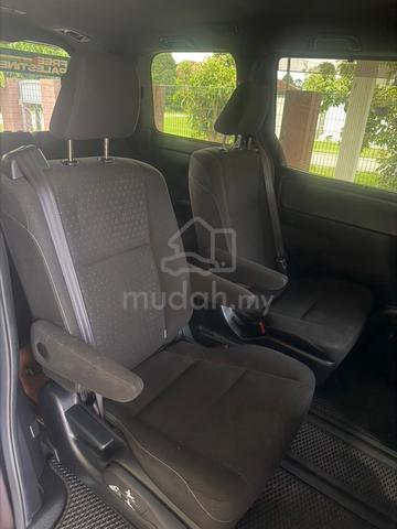 Toyota NOAH 2.0 X HIGH SPEC (2018/2022) - 4