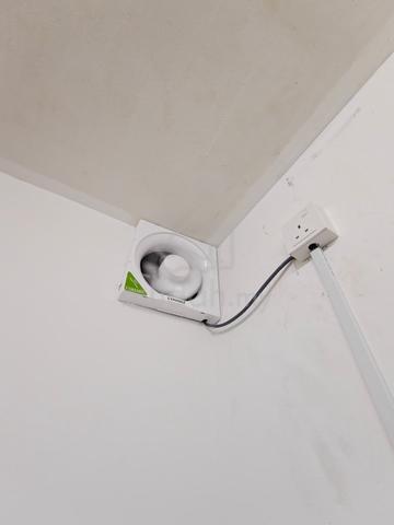 Bilik sewa perempuan di Pusat Komersial seksyen 7 shah alam 1