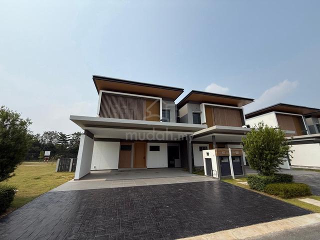 Renovated Corner Semi D Isle of Fantasia Setia Eco Glades Cyberjaya 1