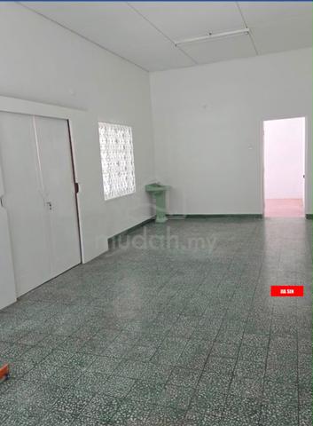 Double Storey Semi-Detached House for RENT @ Pulau Tikus, Gurney Area 1