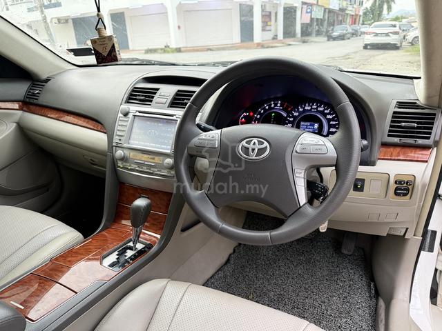 2010 Toyota CAMRY 2.0 G FACELIFT (A) Direct Owner - 3