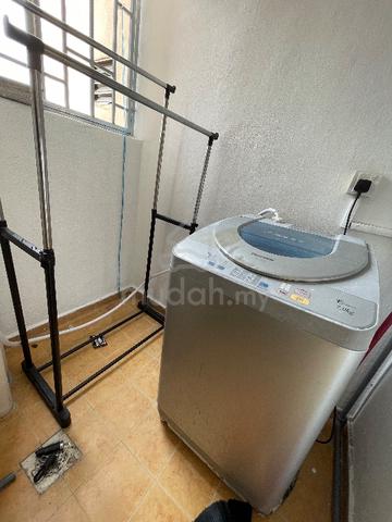 Fully Furnished Private Room To Let 3