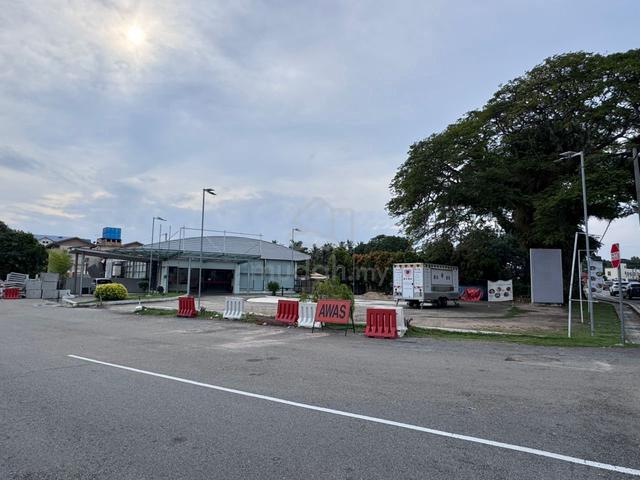 Melaka City Commercial Showroom For Sale 1