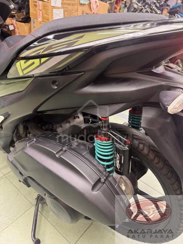 yamaha NVX  155 v2 1644  standard - photo 7 of 8