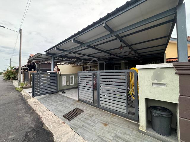 SEMI FURNISHED+RENOVATED +FACING OPEN Taman Saujana Meru Klang 1