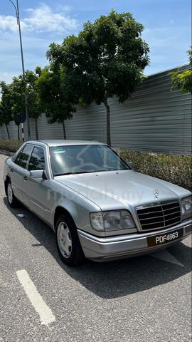 1995 Mercedes Benz 220E 2.2 W124 (A) - 1