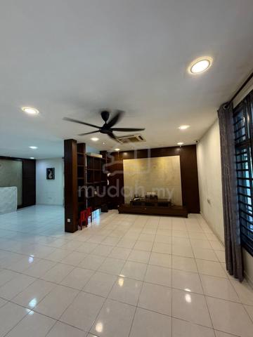 2- Storey Terrace Coner/ Bukit Indah/ Aeon/ Iskandar Puteri/ near Tuas 1