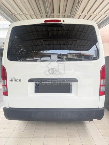 2022 Toyota HIACE 2.5 KDH200R ENHANCED (M) - 4