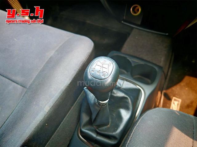 2016 Perodua AXIA 1.0 E MY14 B200 (M) - 3