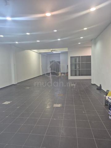 Kepong Ground Floor Shop Lot End Lot 24 x 75 Good Condition For Rent 1