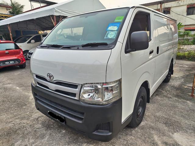 2010 Toyota HIACE PANEL VAN 2.5 D - 3