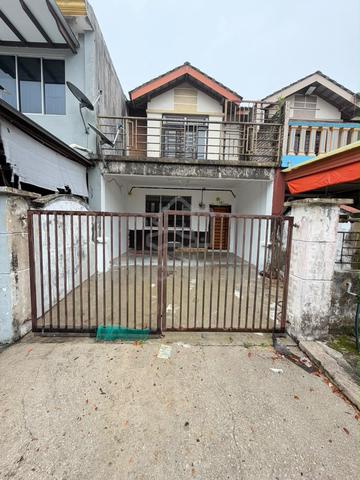 Taman Scientex, Pasir Gudang, Johor Double Storey Terrace House 1