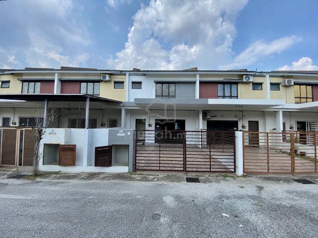 BRAND NEW 💥 Double Storey Terrace Jalan Saujana Perdana Sungai Buloh 1