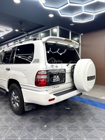 2005 Toyota LANDCRUISER LC100 4.7 (A) - 2