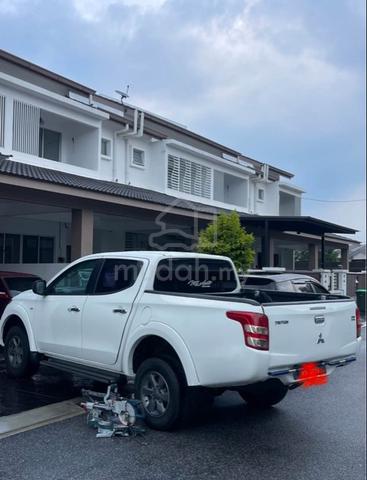 2016 Mitsubishi TRITON 2.5 M/T KL3TJNHFR (M) - 2