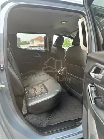 Isuzu D-MAX 1.9 PREMIUM Auto 4x4 - 5