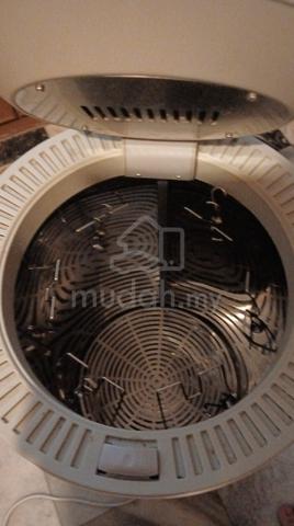 Smart clothing disinfection dryer - photo 3 of 4