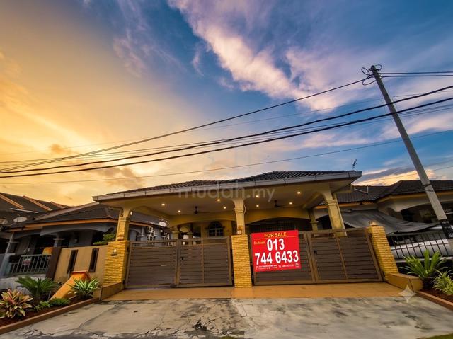 Semi D Rajawali Renovated (Belakang Segi Fresh Kalumpang) 1
