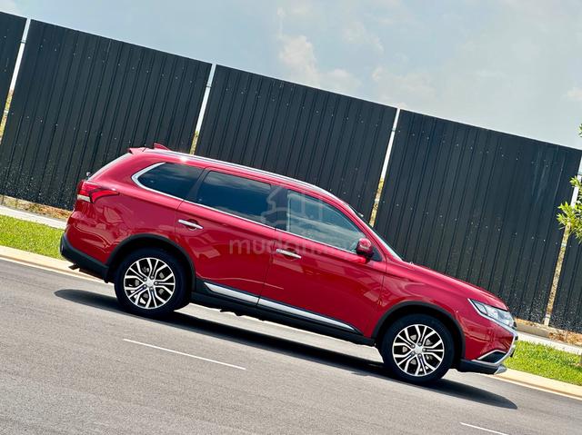 MITSUBISHI OUTLANDER 2.0 AWD🔥CHEAPEST IN MALAYSiA - 2