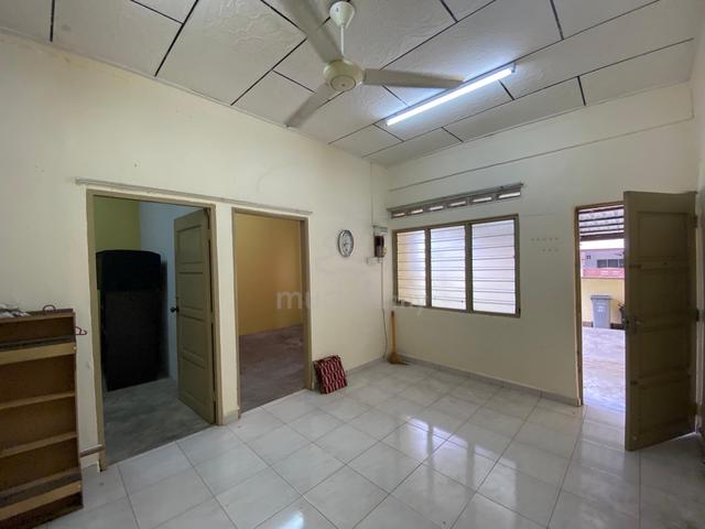Good Used Corner Lot Single Storey Taman Air Keroh Height Melaka 1