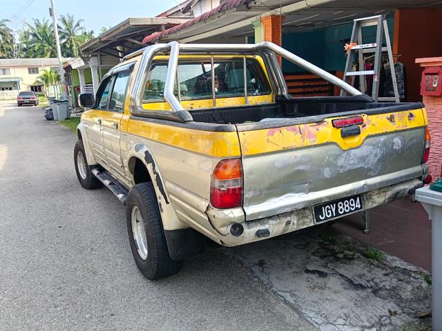 2001 Mitsubishi STORM 2.5 GLS (A) - 3