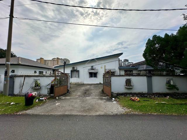 CORNER LOT‼️HUGE LAND‼️Single Storey Ampang Jaya. Dekat SURAU, SEKOLAH 1