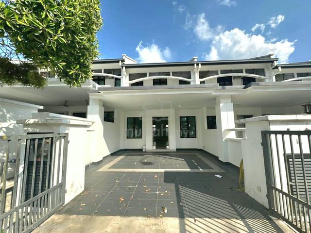 [Below Market I F.Loan I G&G] 2 Sty Cradelton Eco Majestic, Semenyih 1