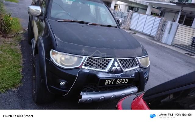 2011 Mitsubishi TRITON 2.5 BOLD EDITION FACELIFT - 1