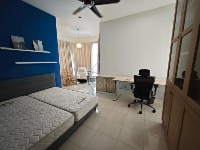 The View Condominium (Twin Towers) 3