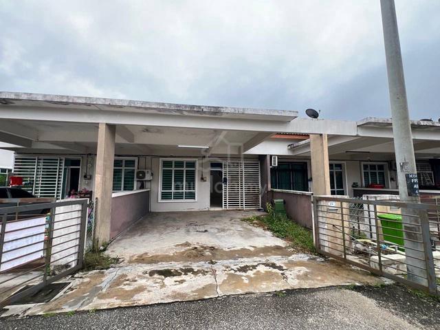 TERES SETINGKAT KEMPADANG INDAH Kuantan Pahang 1
