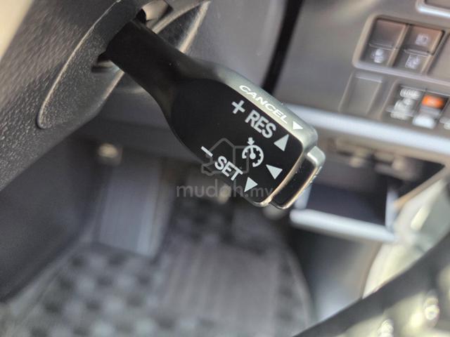 2021 Toyota Voxy 2.0ZS Kirameki III + Roof Monitor - 5