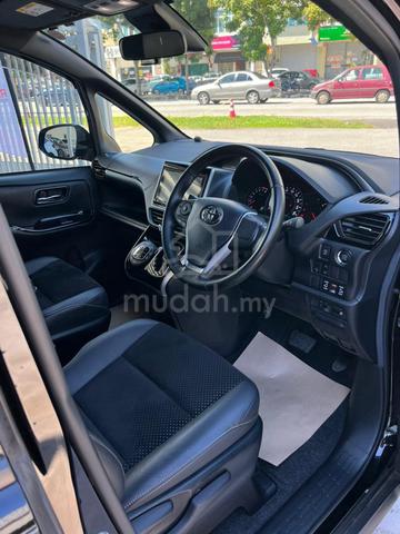 2023 Toyota VOXY 2.0 S-G (A) - 4