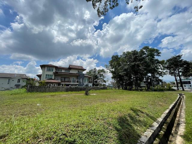 Bungalow Land Corner Lot Jalan Pekaka 8/18, Seksyen 8 Kota Damansara 3