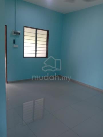 Rumah Sewa Parit Sulong Batu Pahat 1