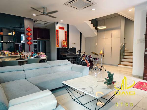 D'laman Greenville klang 2 Storey Semi-D Fully renovated n Extended 1
