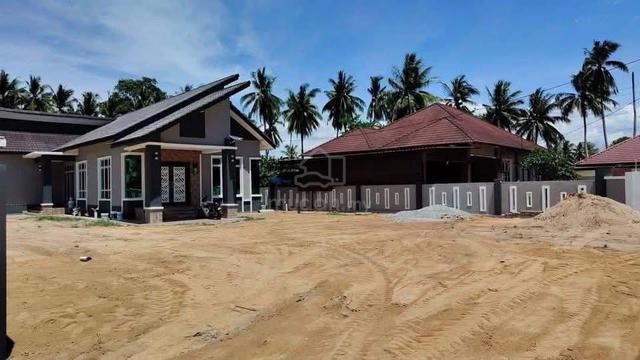 (Beris Kubur Besar,Bachok) Banglo 1 Tingkat Hanya 90 Meter Jalan Besar 3
