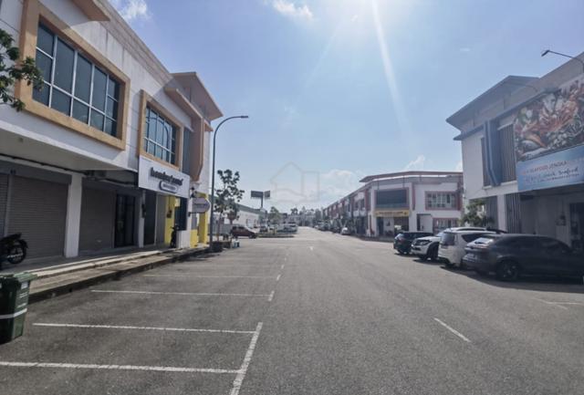 Dekat Econsave Double Storey Shoplot with Basement 3