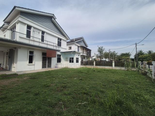 Corner Lot 2 Storey Semi-D Cluster Bandar Saujana Putra 1